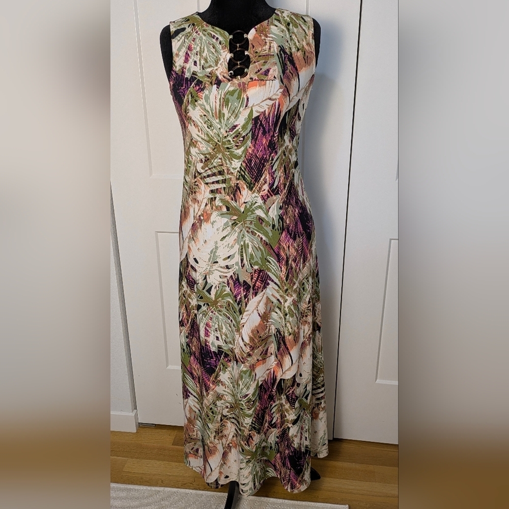 Chelsea Taylor Sleeveless Maxi Dress size S Keyhole Neck Soft Stretchy Tropical